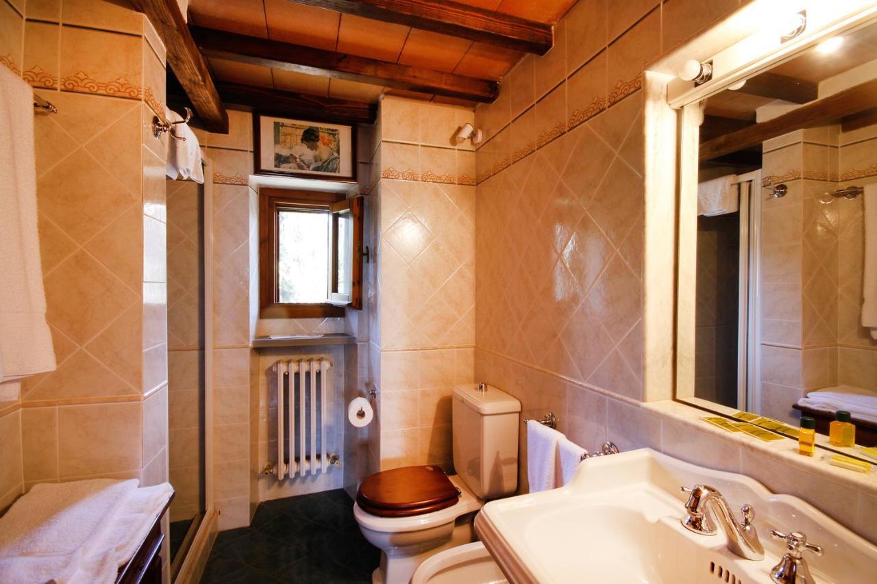 I Trebbiali Bed & Breakfast เรกเจลโล ภายนอก รูปภาพ