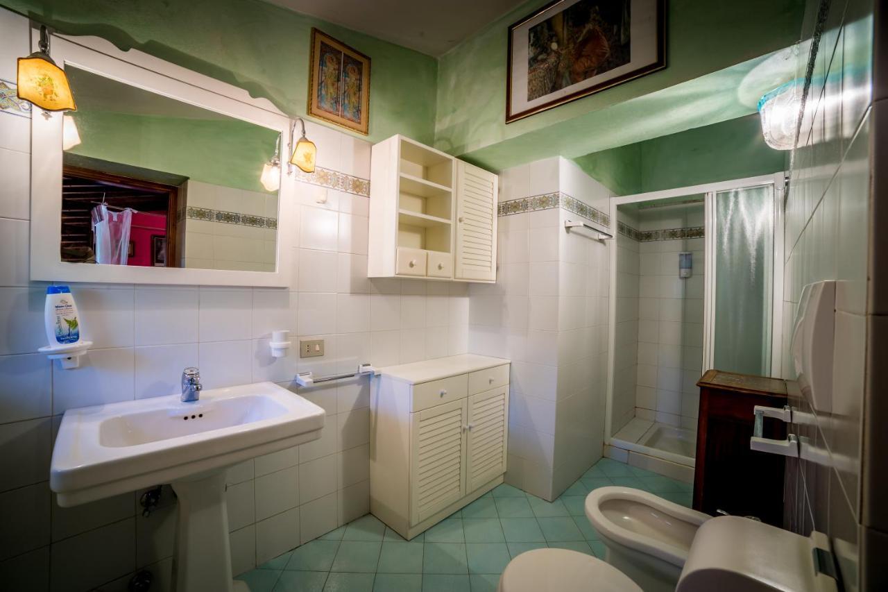 I Trebbiali Bed & Breakfast เรกเจลโล ภายนอก รูปภาพ