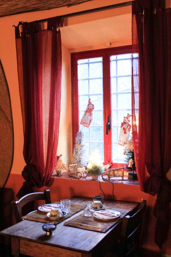 I Trebbiali Bed & Breakfast เรกเจลโล ภายนอก รูปภาพ